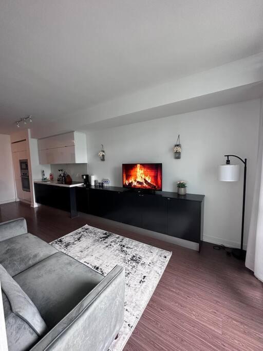 Sky Living Awesome And View Apartment *